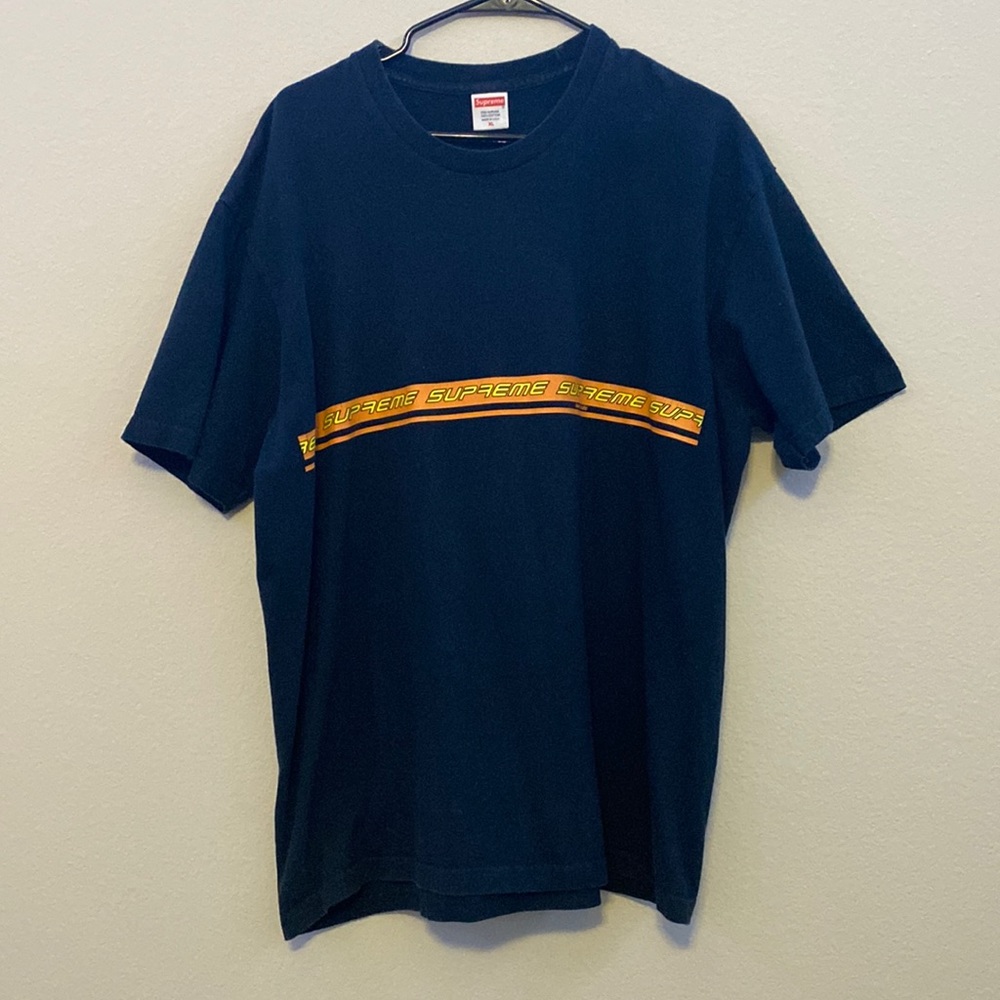 SUPREME vintage style Hardgoods t-shirt